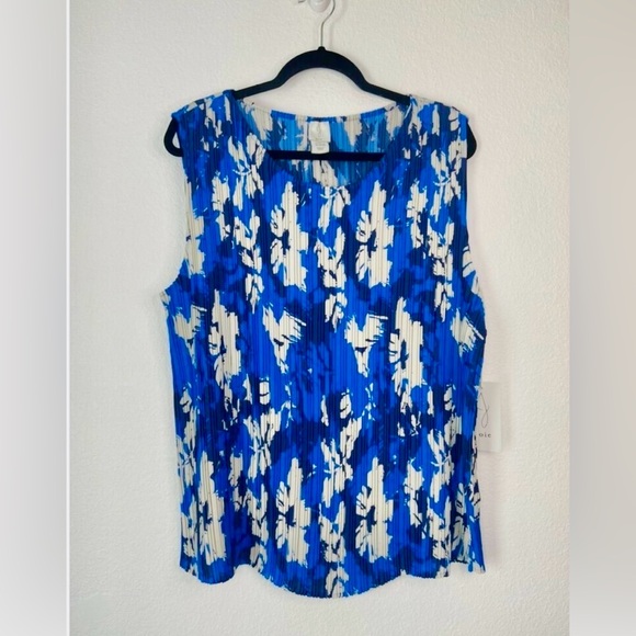 J Joie• Women’s Blue Creme Navy Floral Print Pleated Top Blouse NWOT 3X - Picture 1 of 10